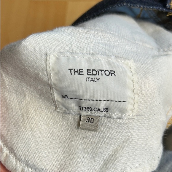The Editor Star Embroidered Dark Wash Jean size 30 Cotton Lightweight Denim - Picture 3 of 10